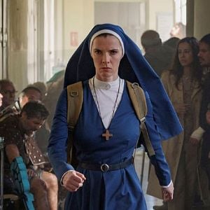 Fotoğraf Mrs. Davis