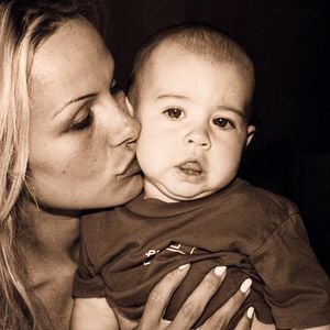 Fotoğraf Pamela Anderson: Bir Aşk Hikâyesi