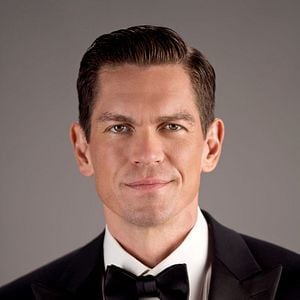 Fotoğraf Steve Howey