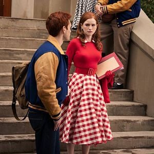 Fotoğraf Madelaine Petsch