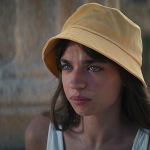 Fotoğraf Biz Kimden Kaçıyorduk Anne?