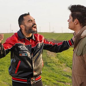 Fotoğraf Üçlü Pürüz