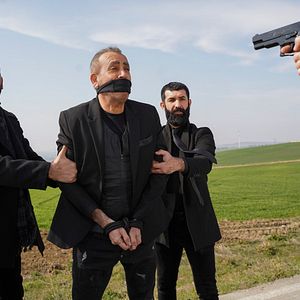 Fotoğraf Üçlü Pürüz