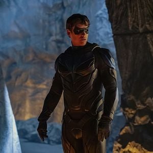 Fotoğraf Brenton Thwaites