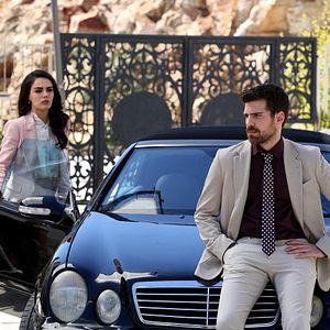 Fotoğraf Üç Kız Kardeş