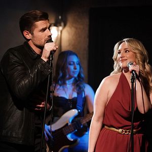 Fotoğraf Emma Hunton