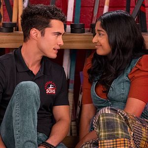 Fotoğraf Darren Barnet