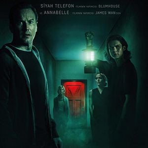 Fotoğraf Ruhlar Bölgesi: Kırmızı Kapı