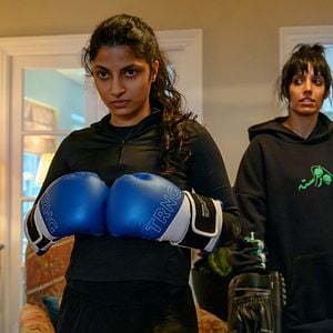 Fotoğraf Polite Society