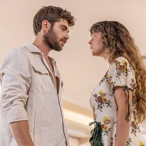 Fotoğraf Vermem Seni Ellere