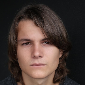 Fotoğraf Sunny Johnson