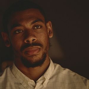 Fotoğraf Aaron Pierre