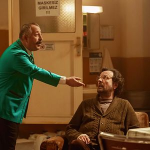 Fotoğraf Do Not Disturb: Ayzek ile Bir Gece