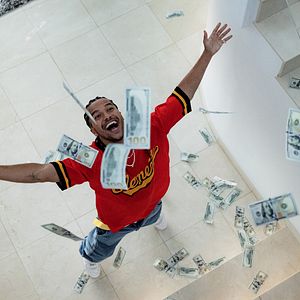 Fotoğraf Tyler Dean Flores