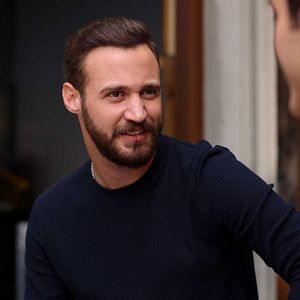 Fotoğraf Kendi Düşen Ağlamaz