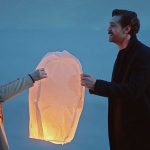 Fotoğraf Yıldızlar Bana Uzak