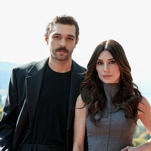 Fotoğraf Yıldızlar Bana Uzak