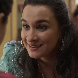 Fotoğraf Adila Bendimerad