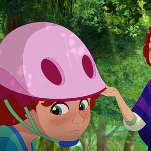 Fotoğraf A Greyhound Of A Girl