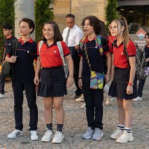 Fotoğraf Haydi Tut Elimi