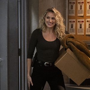 Fotoğraf Shantel VanSanten