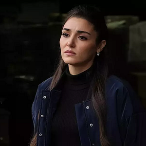 Fotoğraf Bambaşka Biri