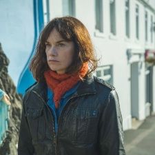 Fotoğraf The Woman In The Wall