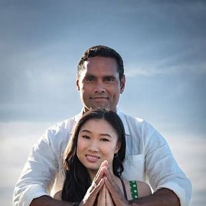 Fotoğraf Five Blind Dates