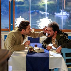 Fotoğraf Yıldızlar Bana Uzak