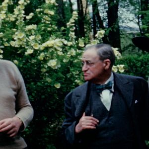 Fotoğraf Einstein And The Bomb