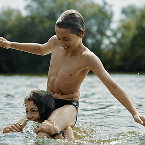 Fotoğraf Young Hearts