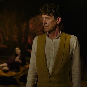 Fotoğraf Mãos no fogo