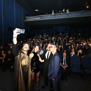 Fotoğraf Zaferin Rengi