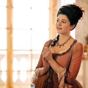 Fotoğraf Jasmine Blackborow