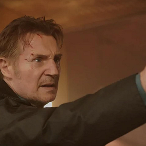 Fotoğraf In The Land Of Saints And Sinners