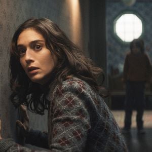 Fotoğraf Lizzy Caplan