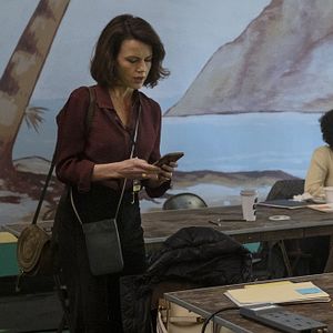 Fotoğraf Carla Gugino