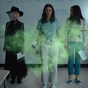 Fotoğraf Just Beyond