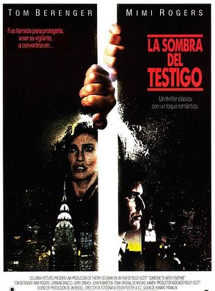 Biri Beni Gözetliyor posteri