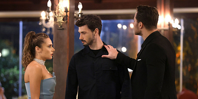 Hudutsuz Sevda 36.Bölüm posteri