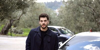 Yaban Çiçekleri 2.Bölüm posteri