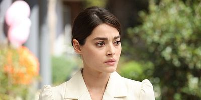 Aynadaki Yabancı 2.Bölüm posteri