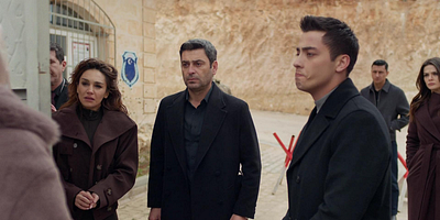 Uzak Şehir 54.Bölüm posteri