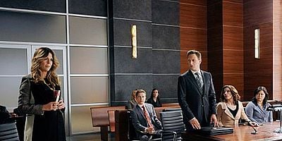 Two Girls, One Code posteri