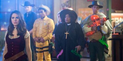 A Fist Full Of Paintballs posteri