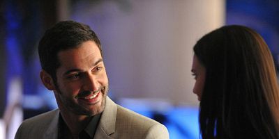 You Spin Me Round posteri