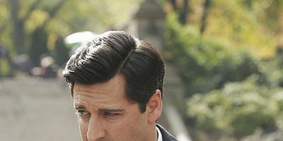 The Man in the Killer Suit posteri