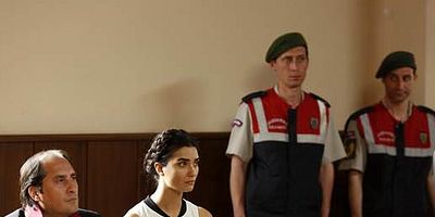 Kara Para Aşk 50.Bölüm posteri