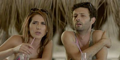 Ne Münasebet 9.Bölüm posteri