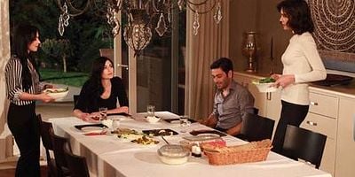 Eşkiya Dünyaya Hükümdar Olmaz 10.Bölüm posteri